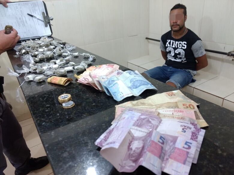 Homem é flagrado com maconha e crack no Jóquei Clube - Crédito: Luciano Lopes
