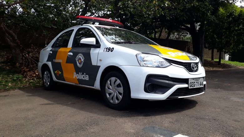 Carro colide em caminhão carregado com etanol na WL - Crédito: Arquivo/SCA