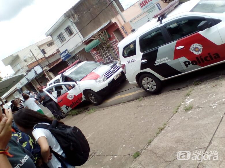 Alunos com camiseta de Bolsonaro são retirados da sala de aula no Attília Prado Margarido - Crédito: Divulgação/Facebook