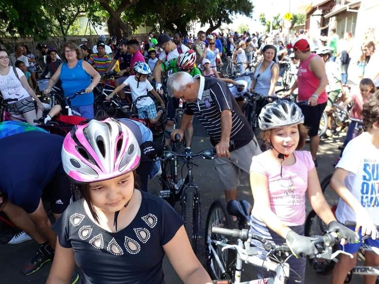 Passeio ciclístico e caminhada marcam 20 anos da Emeb Antonio Stella Moruzzi - Crédito: Divulgação