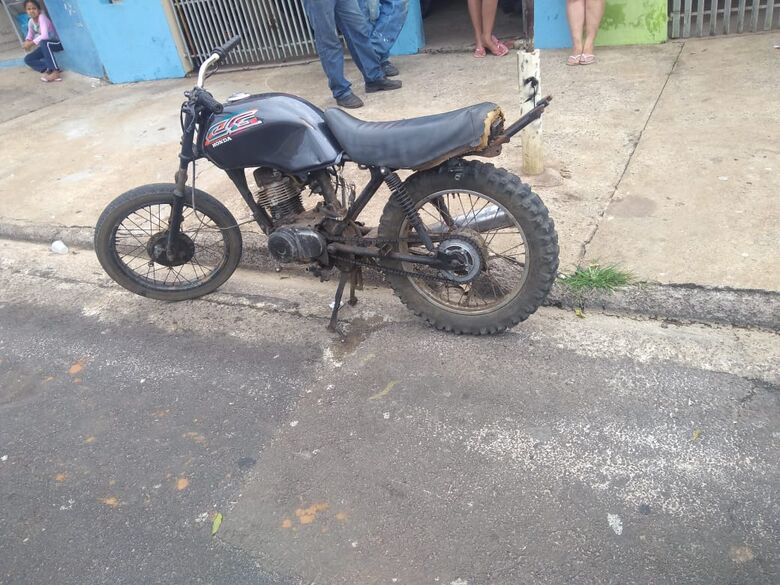 Moto furtada em São Carlos é apreendida em Ibaté - Crédito: Divulgação