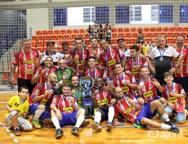 No “alçapão” de Bebedouro, São Carlos Futsal conquista título inédito - Crédito: Joyce Batistta