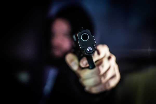 Bandidos se passam por policiais federais e roubam R$ 30 mil de empresário em São Carlos -
