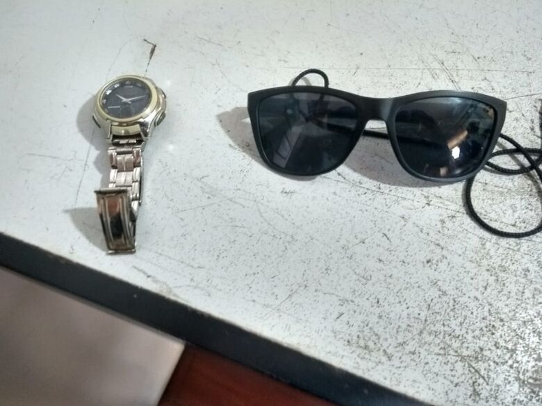 Ladrão é detido pela GM após furtar óculos e relógio de idoso - Crédito: Divulgação