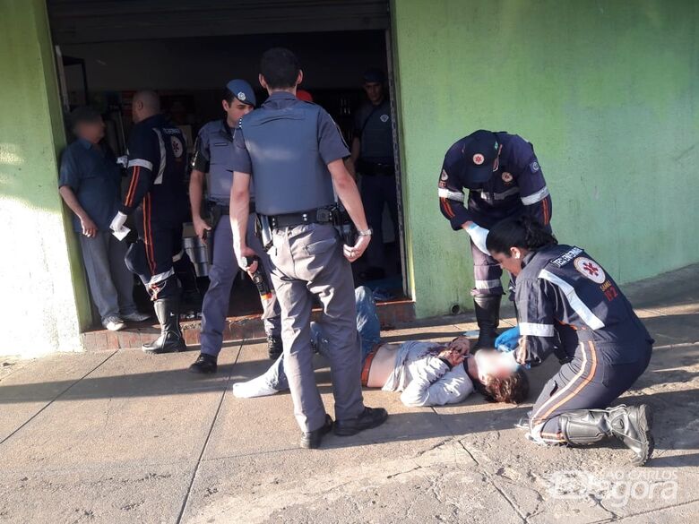 Confusão em bar termina com dois feridos na Vila Helena - Crédito: Maycon Maximino