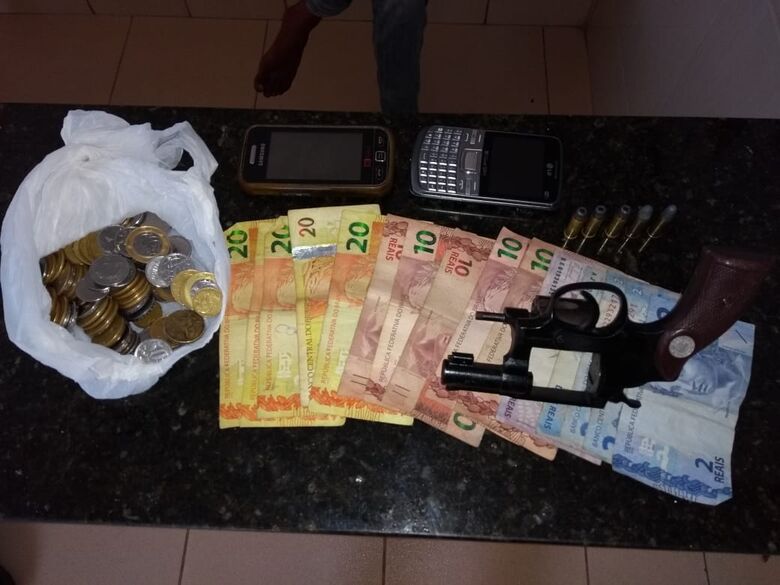 Homem é detido com revólver no Cidade Aracy - Crédito: Divulgação