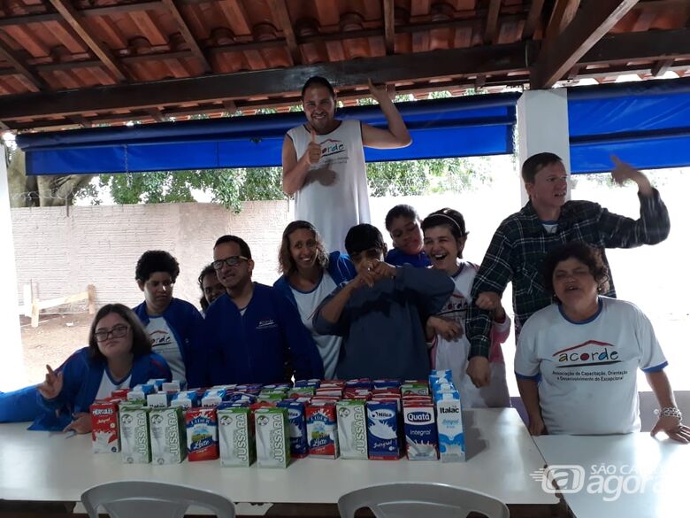 Campeonato de Verão da AABB arrecada leite para a Acorde - Crédito: Divulgação