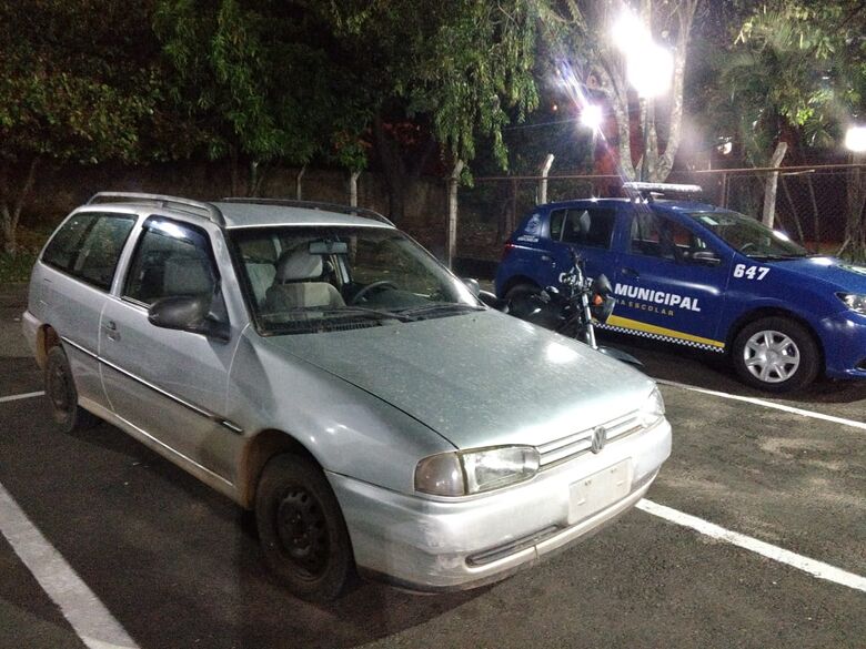 Parati furtada é localizada sem as placas - Crédito: Luciano Lopes
