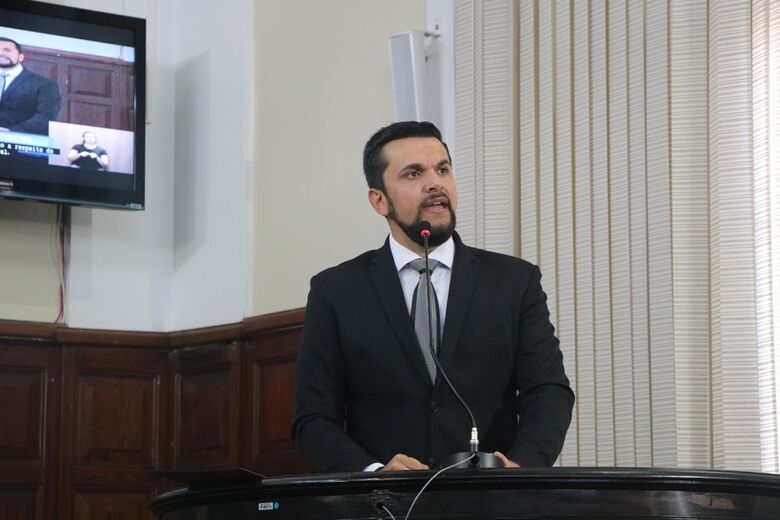 Câmara realiza sessão comemorativa ao Dia do Servidor Público no Teatro Municipal - Crédito: Divulgação