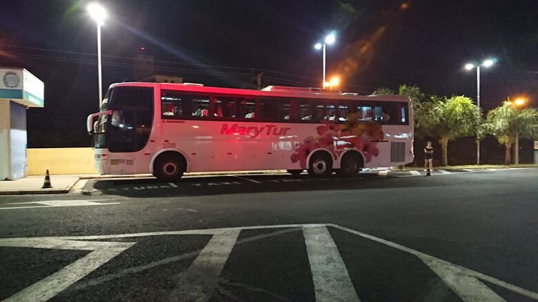 Passageiros que retornavam de excursão passam mal e são levados para hospital - Crédito: Araraquara 24 h