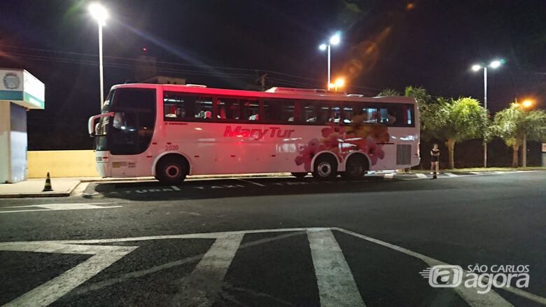 Passageiros que retornavam de excursão passam mal e são levados para hospital - Crédito: Araraquara 24 h