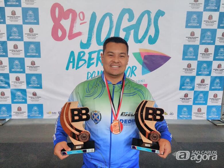 Adriano Wada conquista dois troféus por Piracicaba nos Abertos - Crédito: Divulgação