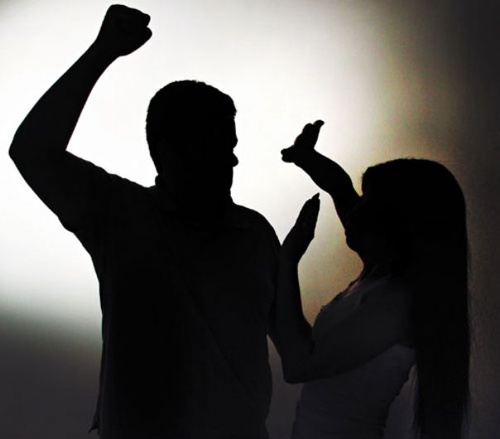 Homem é preso por agredir esposa no Jardim Bethânia - Crédito: Foto ilustrativa