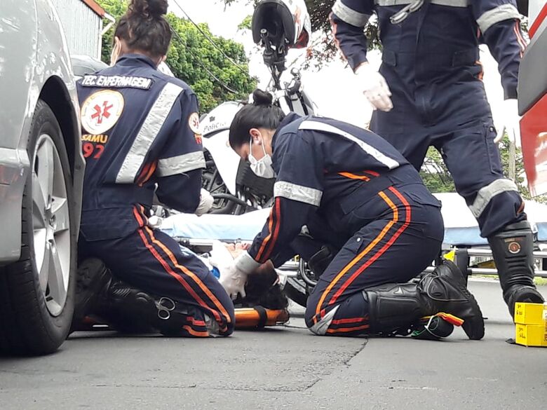 Idosa é atropelada por moto na Vila Prado - Crédito: Maycon Maximino