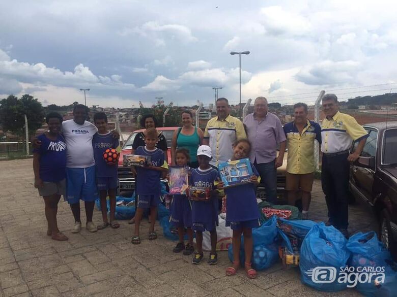 Crianças do Proara e da Pastoral de Rua vivem momento mágico - Crédito: Divulgação