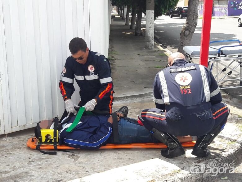 Colisão deixa motoboy ferido na Vila Monteiro - Crédito: Maycon Maximino