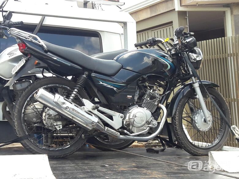 Moto furtada em junho é apreendida com adolescente de 15 anos - Crédito: Maycon Maximino