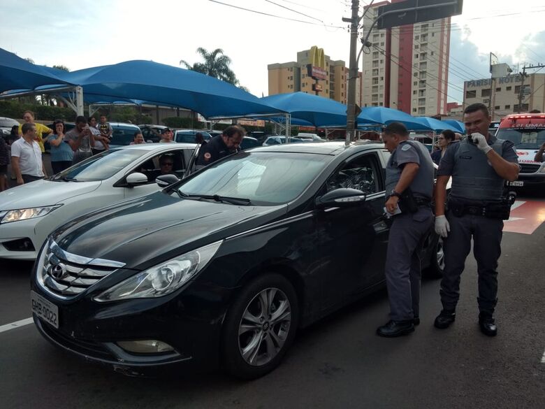 Briga de trânsito termina em morte na região da rodoviária - Crédito: Luciano Lopes