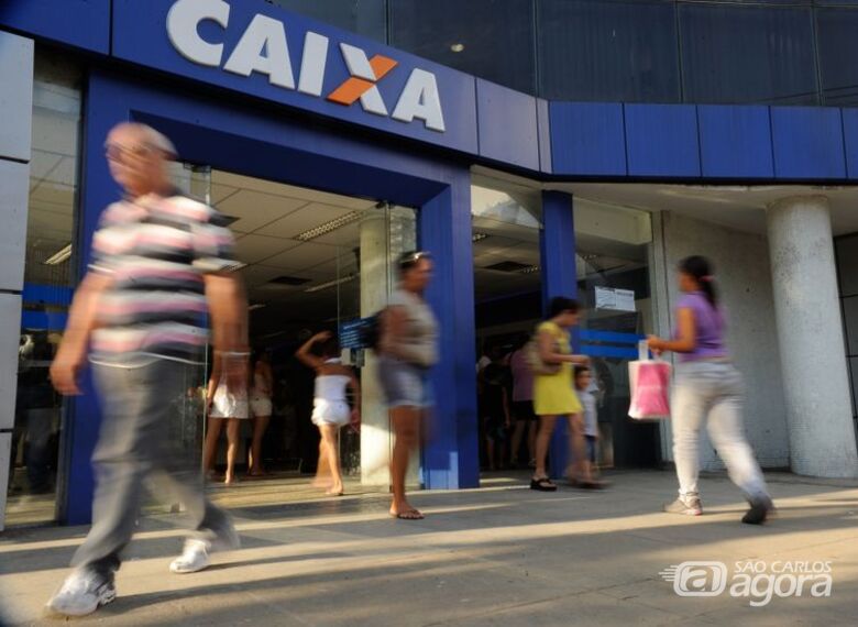 Agência da Caixa - - Crédito: Tânia Rego/Arquivo Agência Brasil