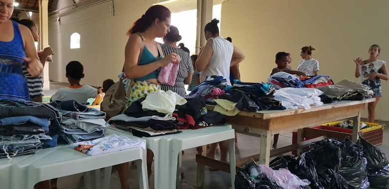 Caravana São Carlos Mais Solidária faz ação no CDHU - Crédito: Divulgação