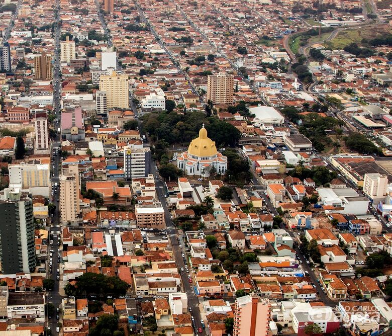 Confira o que abre e fecha no Feriado de NATAL - 