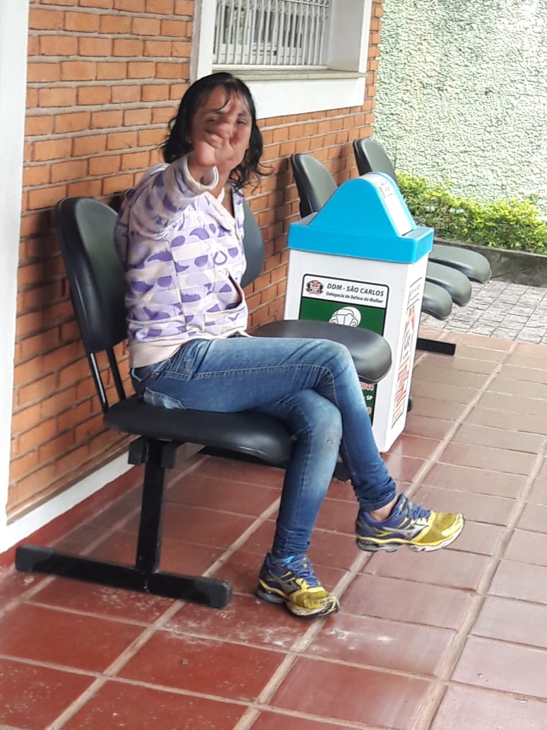 Revoltada, filha quebra a casa e agride mãe de 80 anos - Crédito: Maycon Maximino