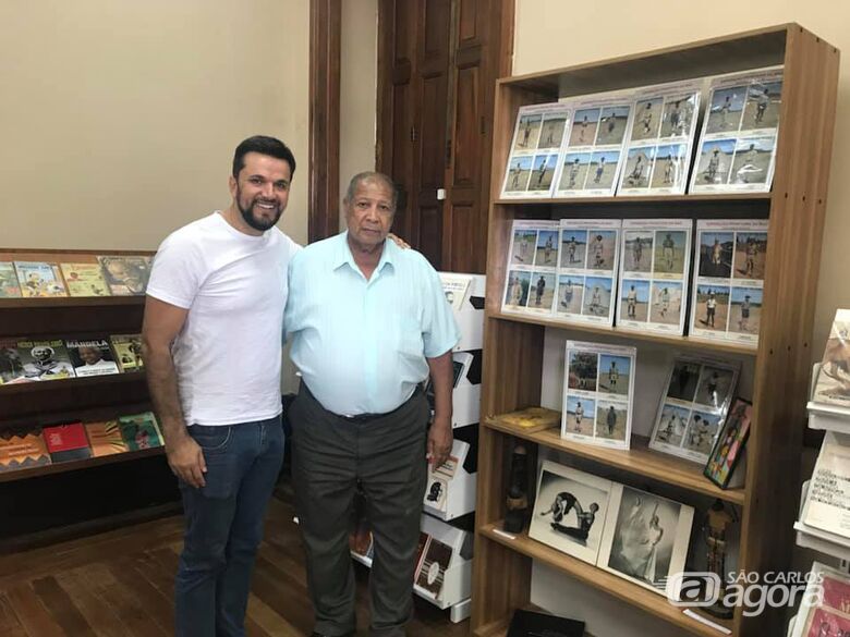 Vereador Rodson visita exposição “Fronteiras do Baú” - Crédito: Divulgação