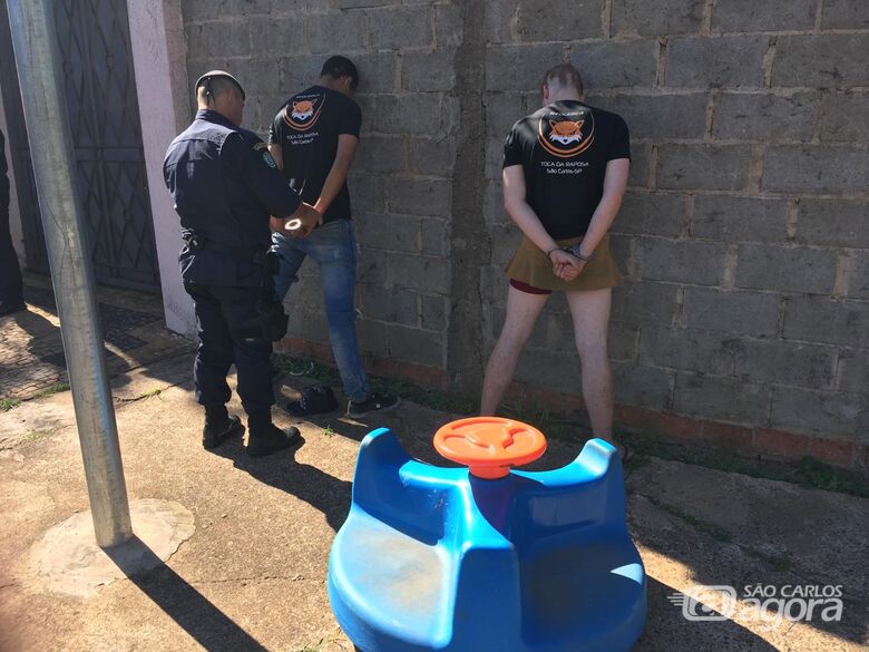 Universitários são detidos pela GM acusados de furtar brinquedo em creche - Crédito: Luciano Lopes/Divulgação