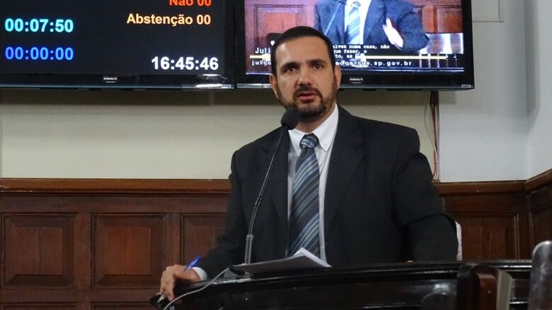 Julio Cesar cobra melhorias em área de exames para habilitação na Vila Prado - Crédito: Divulgação