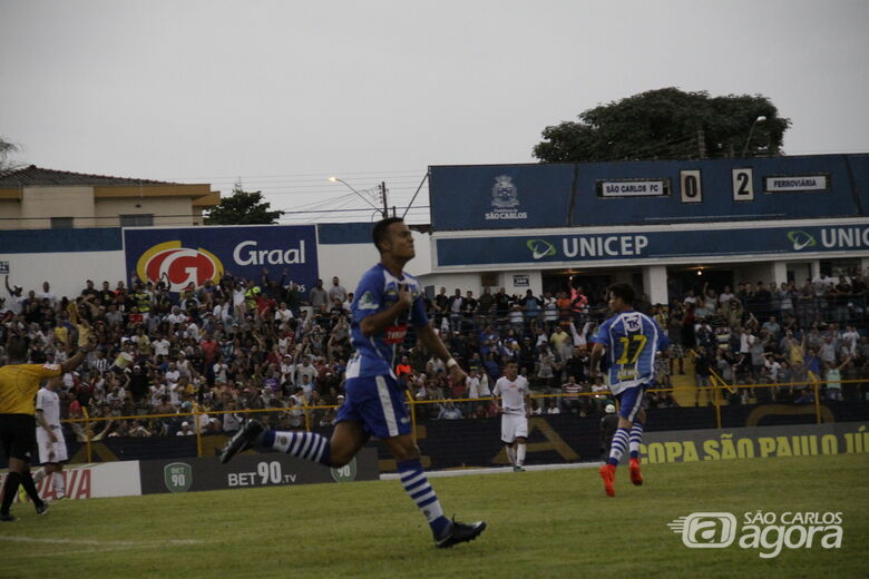 Jogos do São Carlos terão transmissão ao vivo pela FPF TV - Crédito: Divulgação