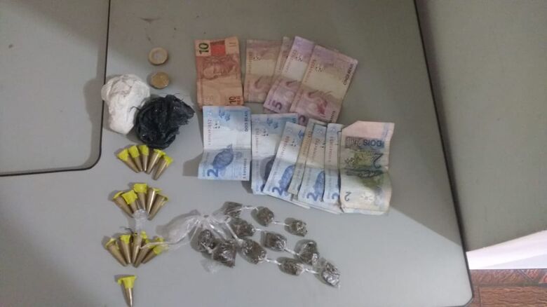 Trio de menores é detido por tráfico no Cidade Aracy - Crédito: Maycon Maximino