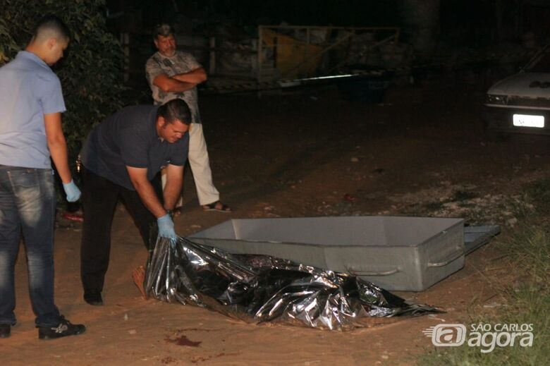 Vendedor é executado com quatro tiros no Antenor Garcia - Crédito: Marco Lúcio