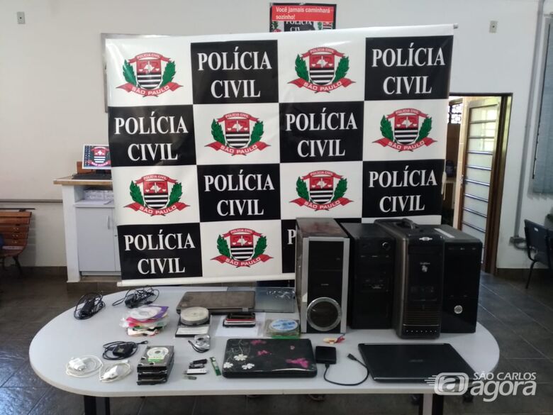 Analista de sistemas é preso por armazenar pornografia infantil em São Carlos - Crédito: Divulgação/PC
