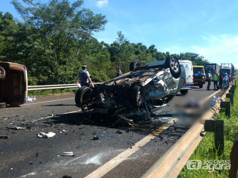 Três pessoas morrem em acidente na ponte do Rio Mogi - Crédito: Divulgação