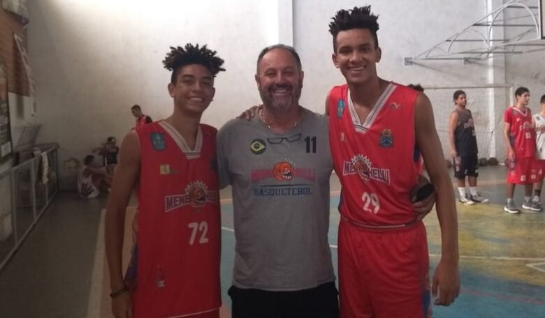 São-carlenses participam da festa dos melhores do basquete em Bauru - Crédito: Marcos Escrivani