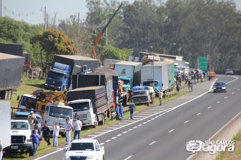 Caminhoneiros se mobilizam para nova paralisação - Crédito: Agência Brasil