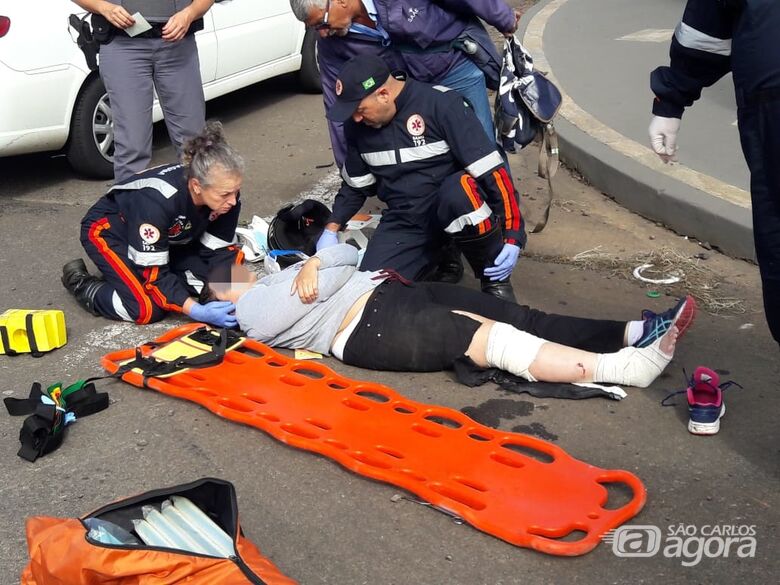 Motociclista sofre cortes profundos após colisão no Jardim Ricetti - Crédito: São Carlos Agora