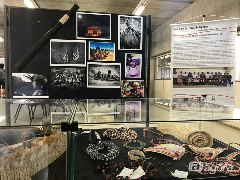Biblioteca Comunitária da UFSCar apresenta exposições indígena, de viagens e de artes - Crédito: Adriana Arruda/CCS-UFSCar