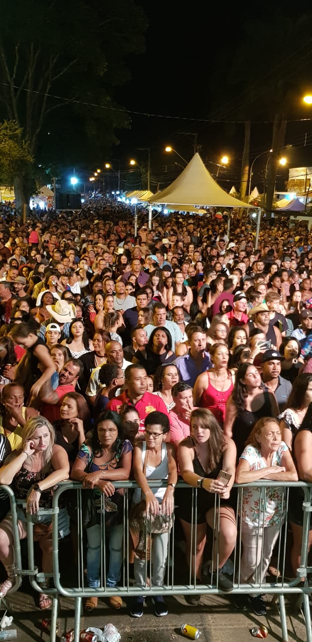 Forte chuva cancela show de Rick e Renner na Festa do Milho - Crédito: Divulgação