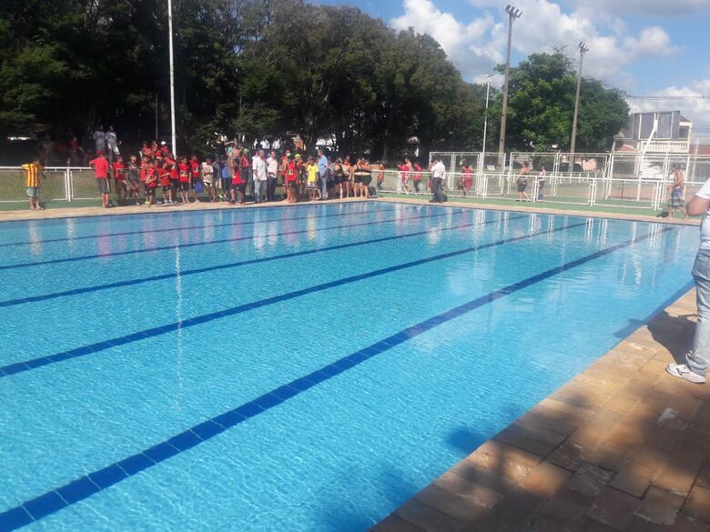 Piscina do Centro da Juventude Elaine Viviani é reativada - Crédito: Maycon Maximino