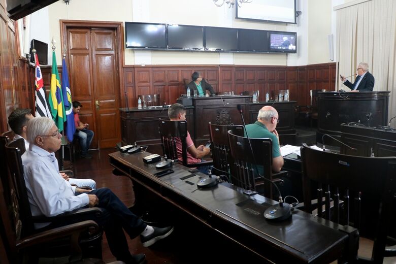 Secretários municipais apresentam atividades em audiência pública no Legislativo - Crédito: Divulgação