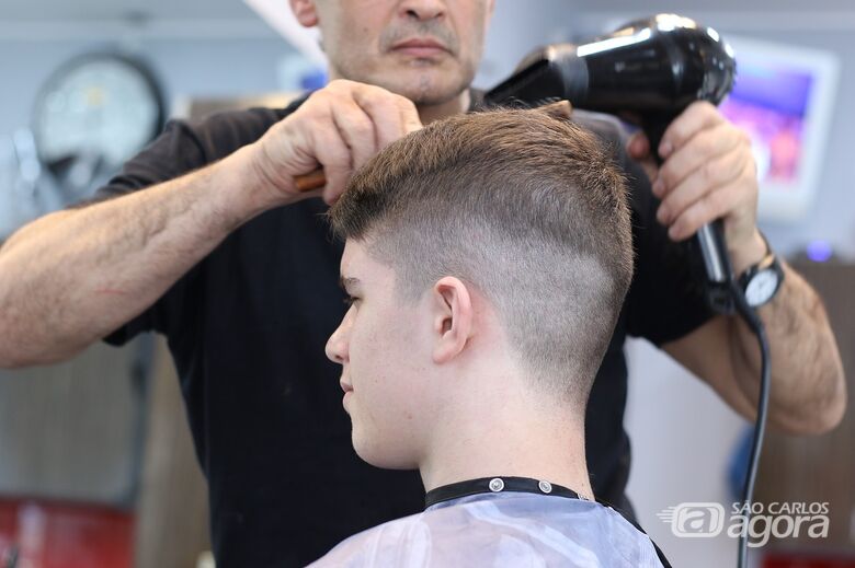 Fundo Social abre inscrições para o curso de técnicas práticas de barbearia e cortes masculinos - Crédito: Orna Wachman por Pixabay