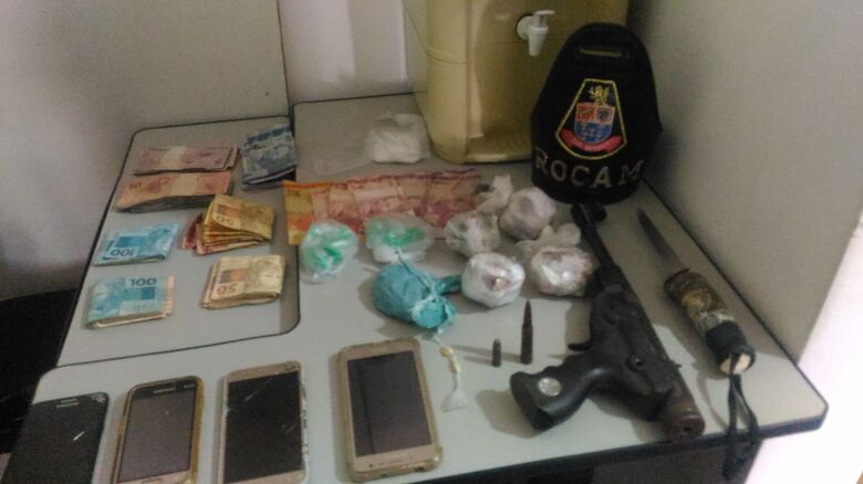 Acusada de tráfico, dupla tenta a fuga, mas é detida no São Carlos 8 - Crédito: São Carlos Agora