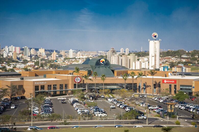 Iguatemi São Carlos tem horário diferenciado nesta sexta-feira (19) - Crédito: Arquivo/SCA