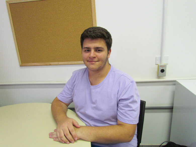 Calouro do IFSC/USP São Carlos quer seguir pesquisa na área de data-science - Crédito: Divulgação