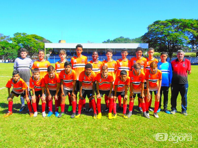 Em jogos equilibrados, Salesianos mostrou bom futebol na rodada do Campeonato Municipal - Crédito: Divulgação