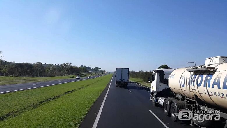 Mais de 186 mil veículos devem passar pela rodovia Washington Luis, entre São Carlos e Mirassol - Crédito: Arquivo/SCA