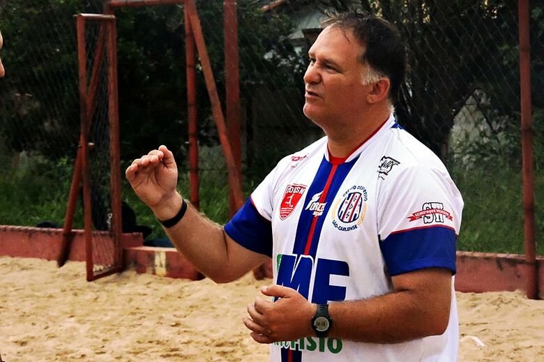 Júlio César se aprimora no Grêmio e se qualifica como preparador de goleiros - Crédito: Gustavo Curvelo