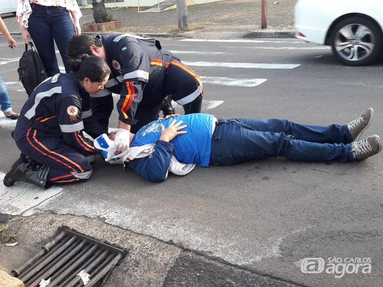 Motociclista fica ferido em acidente no Centro - 