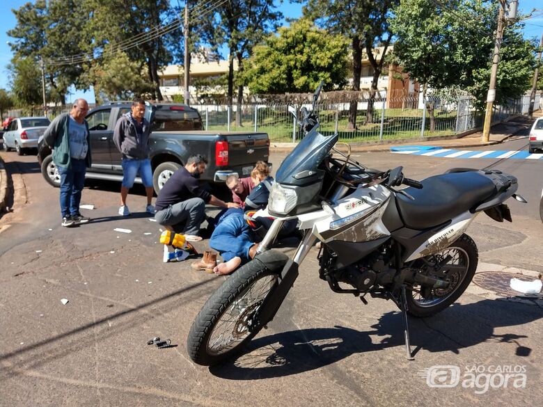 Motociclista se envolve em acidente na região central - Crédito: Luciano Lopes